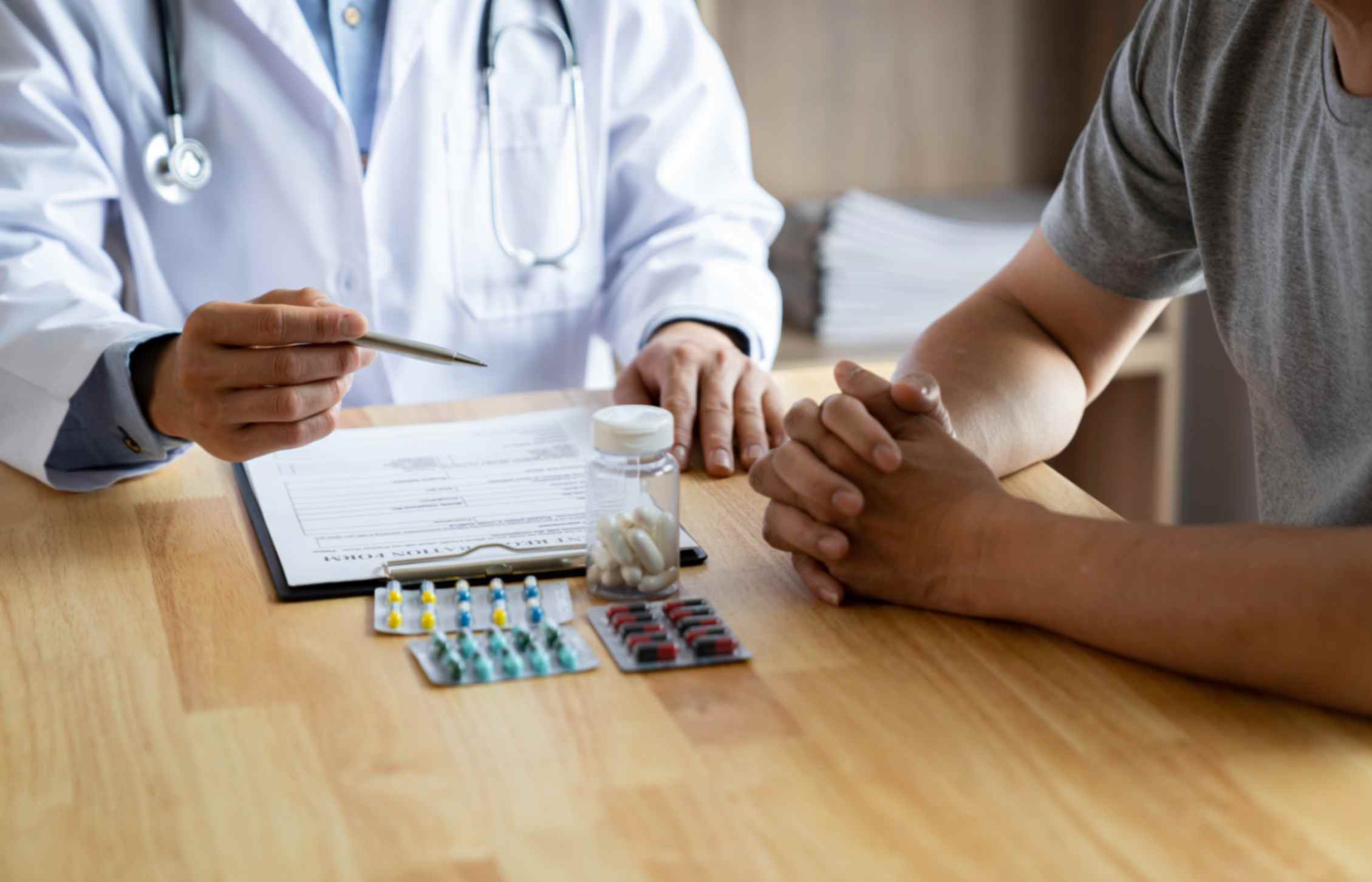Erectile-Dysfunction-consultation-with-doctor-and-patient